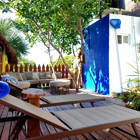 Bloom! Exclusive Boutique B&B (Adults Only)